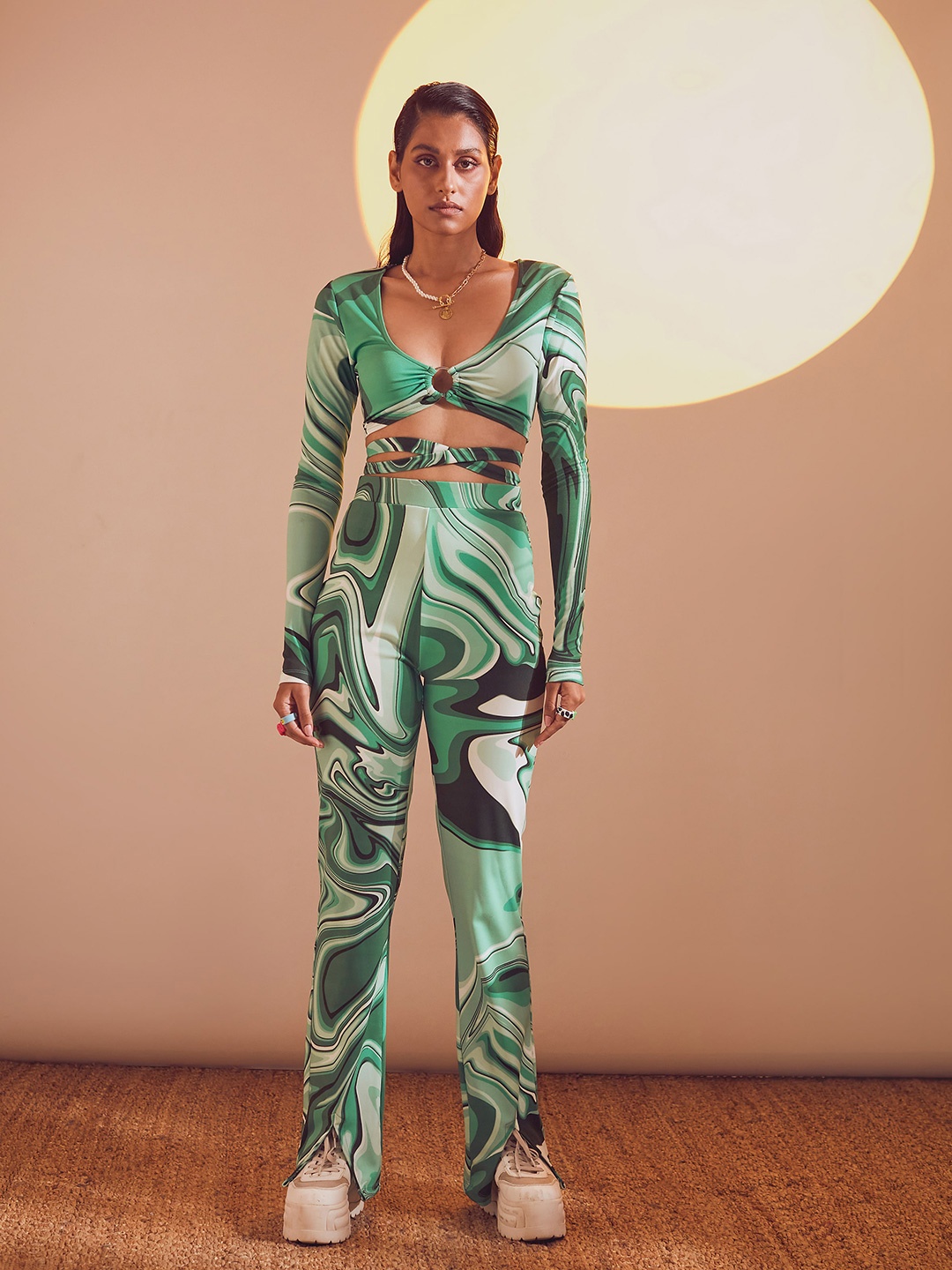 

THE CLOTHING FACTORY Green Floral Print Top