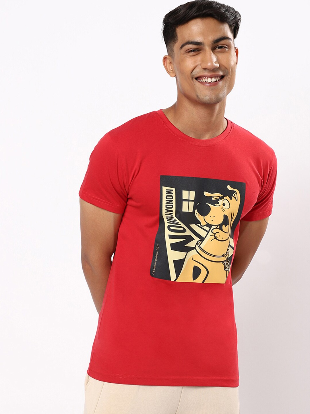 

Bewakoof Men Red Printed V-Neck Applique T-shirt