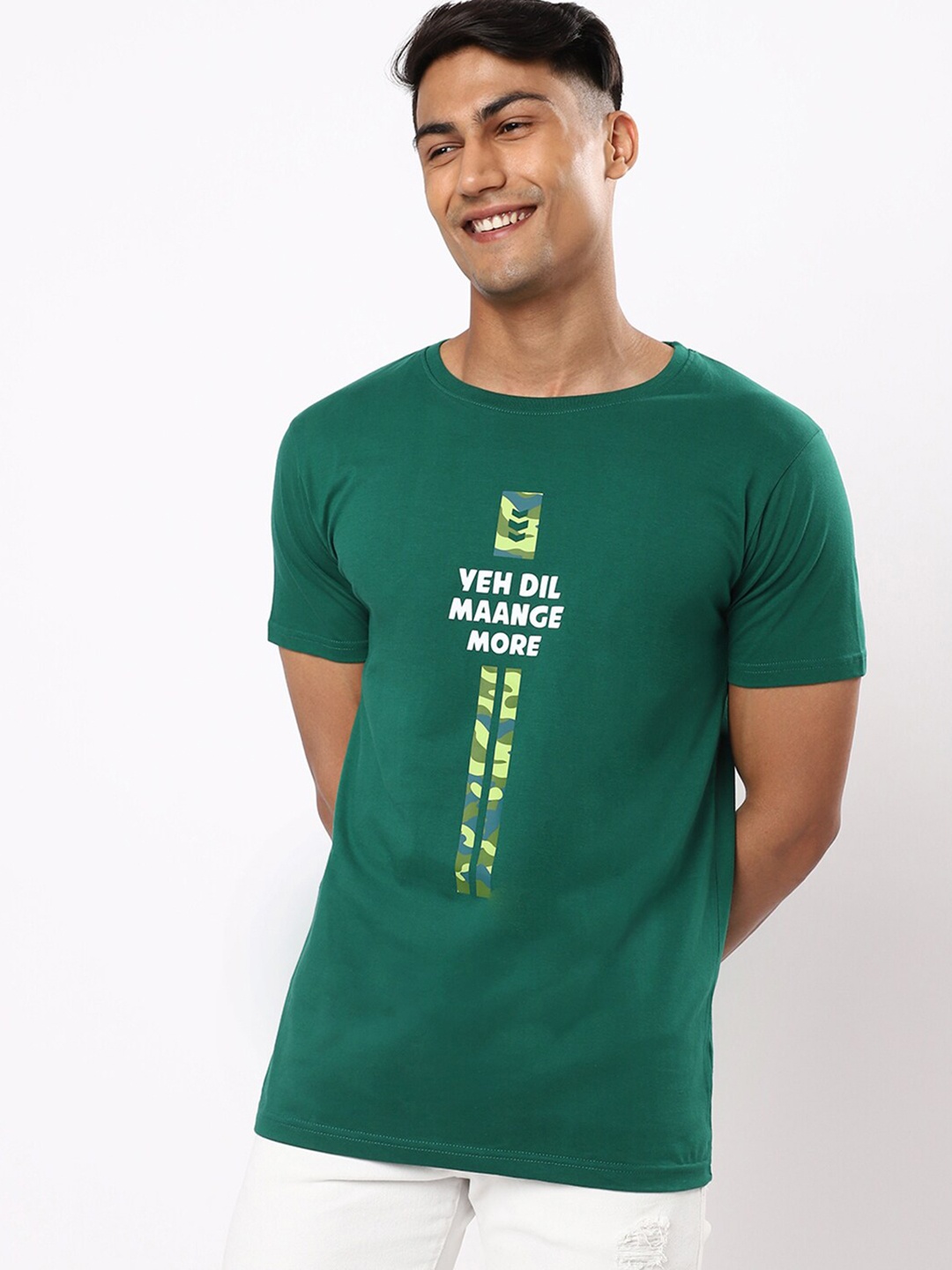 

Bewakoof Men Green Typography Printed Applique T-shirt