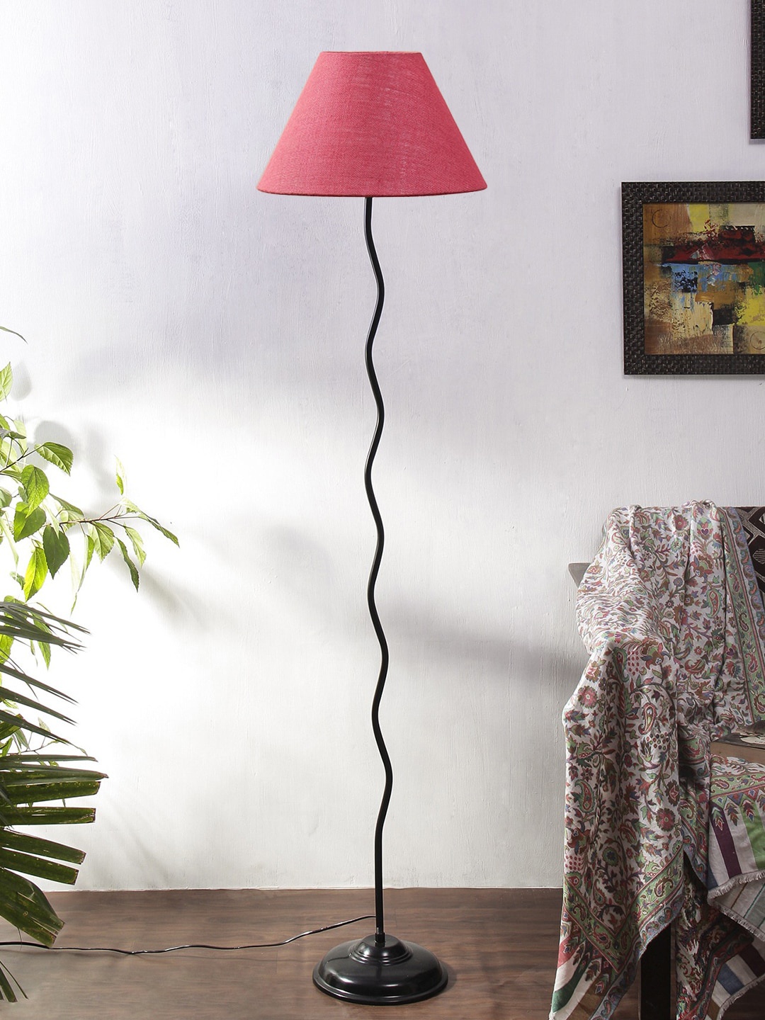 

Devansh Pink Colored Zig Zag Iron Floor Lamp