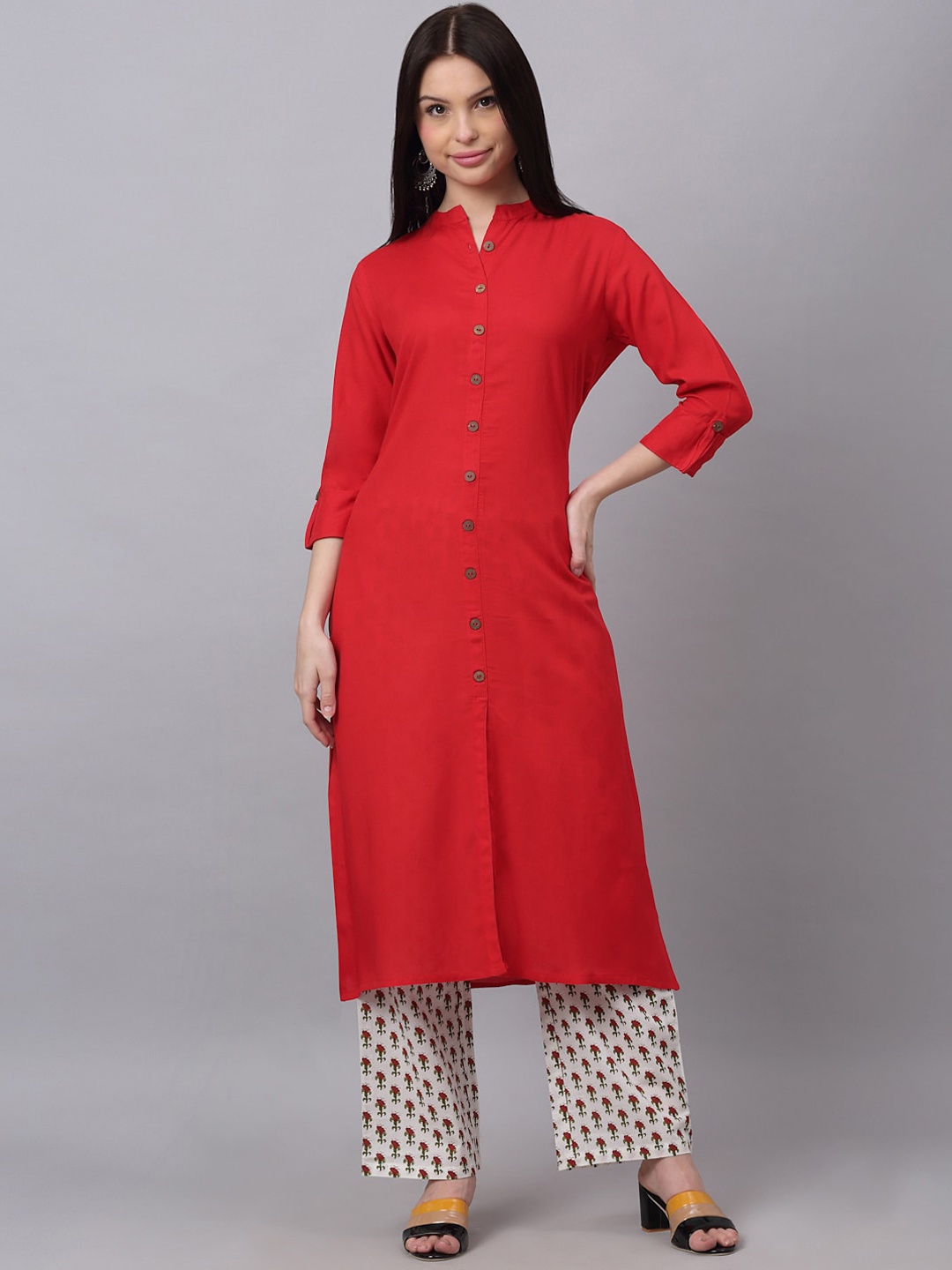 

DORIYA Women Red Panelled Kurti with Palazzos