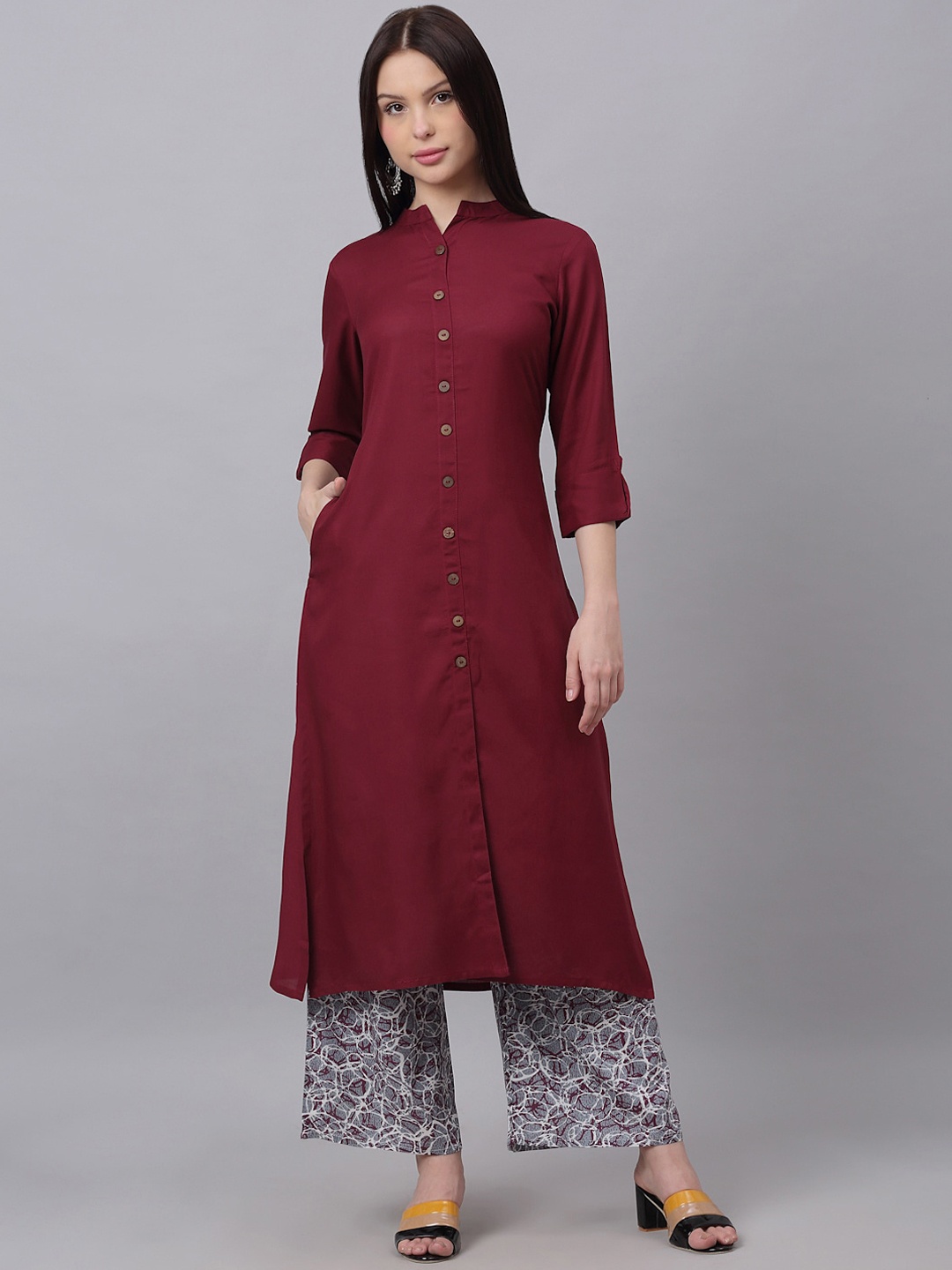 

DORIYA Women Maroon Panelled Kurti with Palazzos