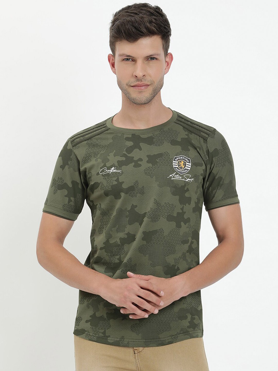 

V2 Value & Variety Men Green & olive night Raw Edge T-shirt