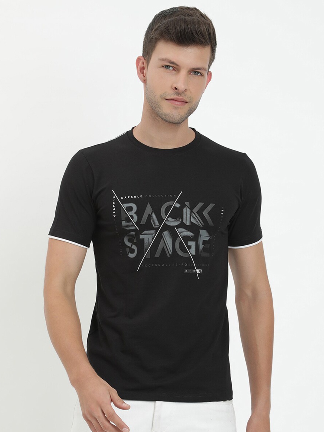 

V2 Value & Variety Men Black Polo Collar T-shirt