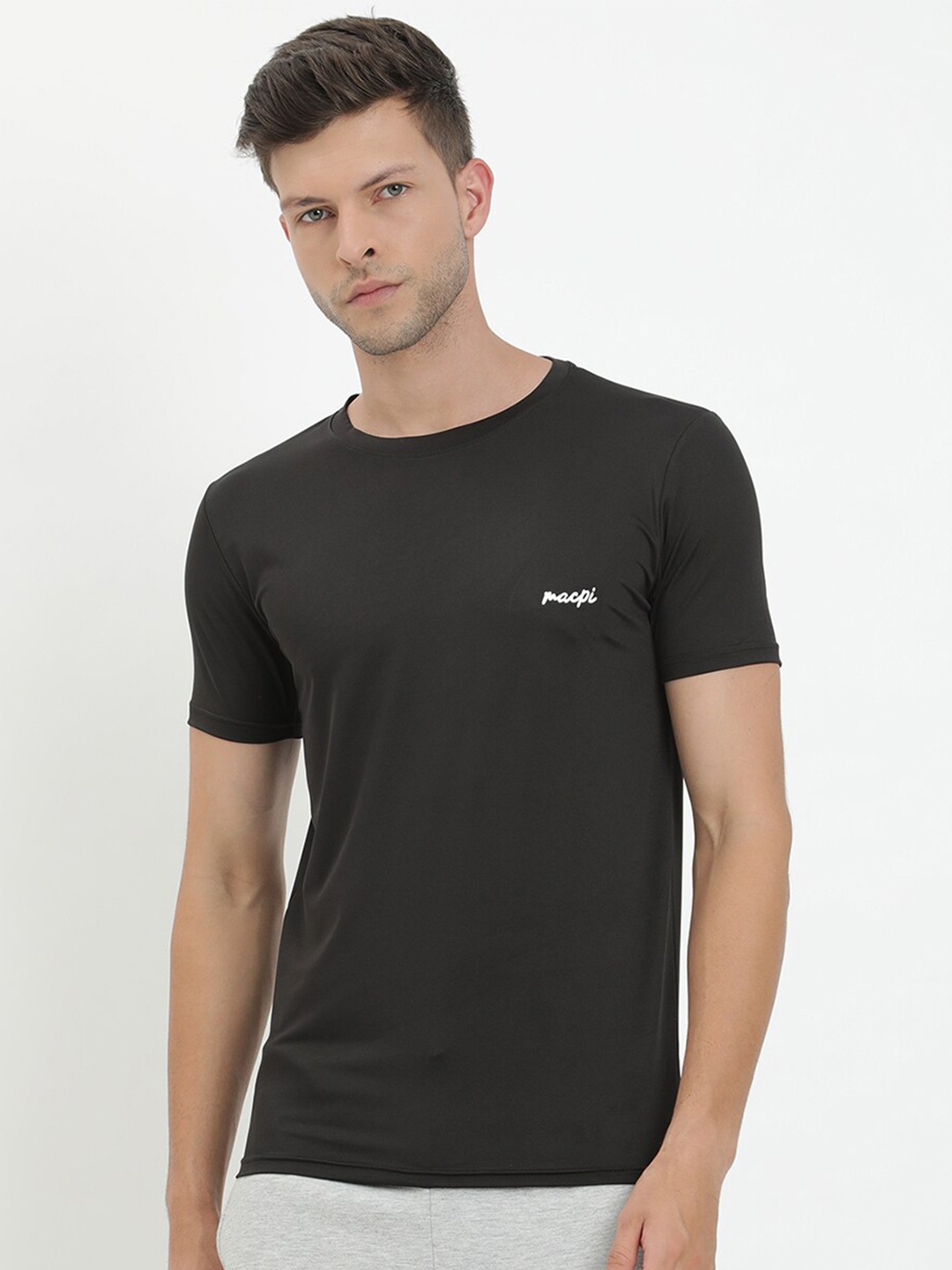 

V2 Value & Variety Men Black & wenge V-Neck T-shirt