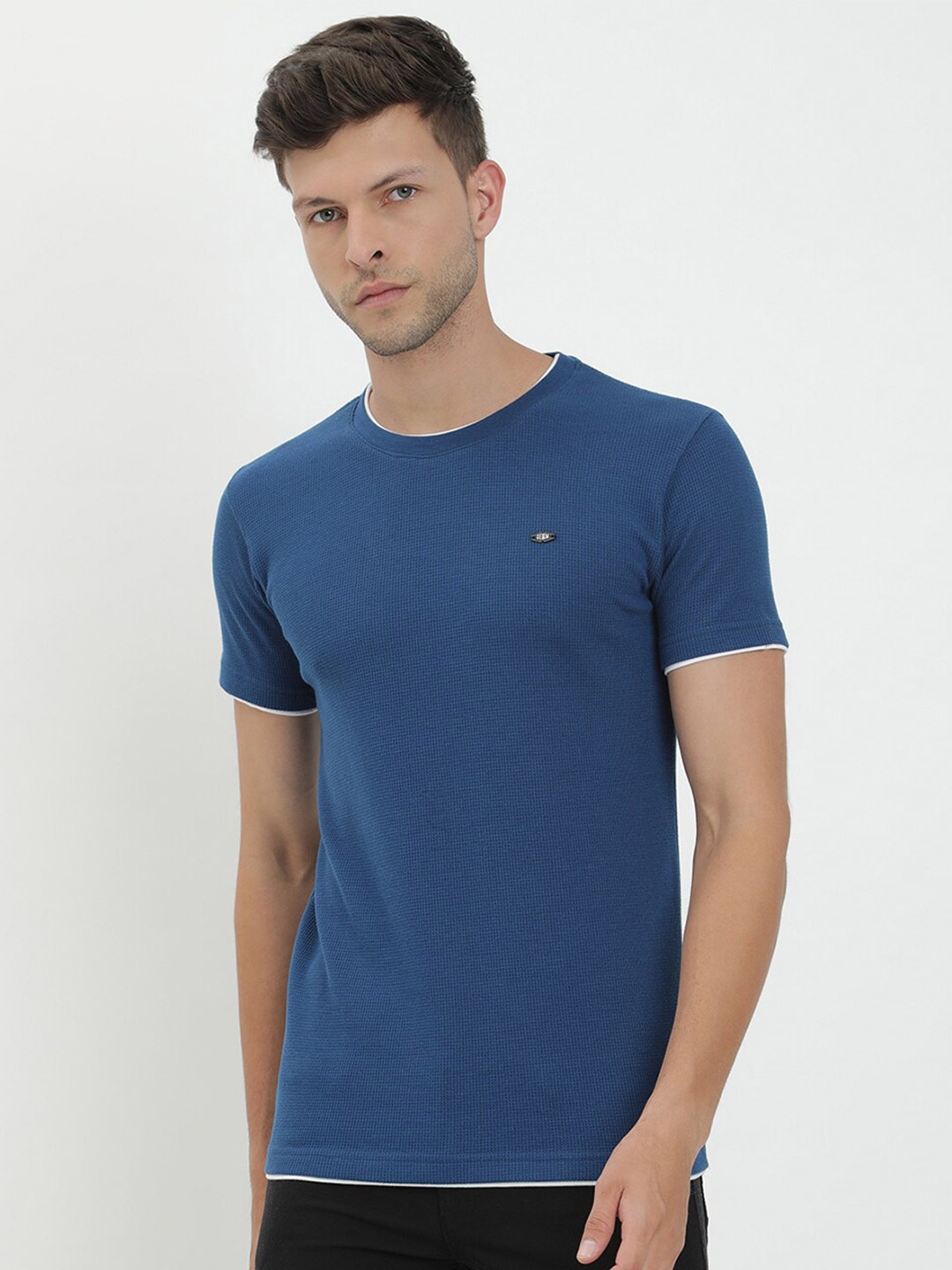 

V2 Value & Variety Men Blue & dazzled blue T-shirt