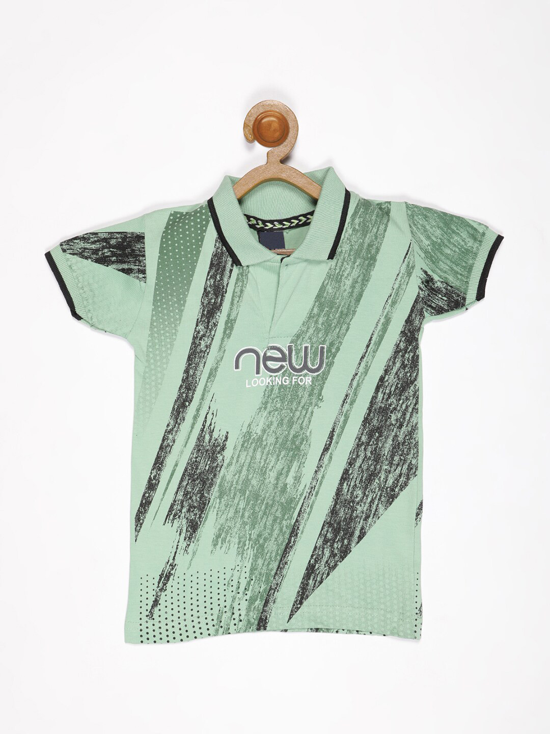 

V2 Value & Variety Boys Green Printed Extended Sleeves Applique T-shirt