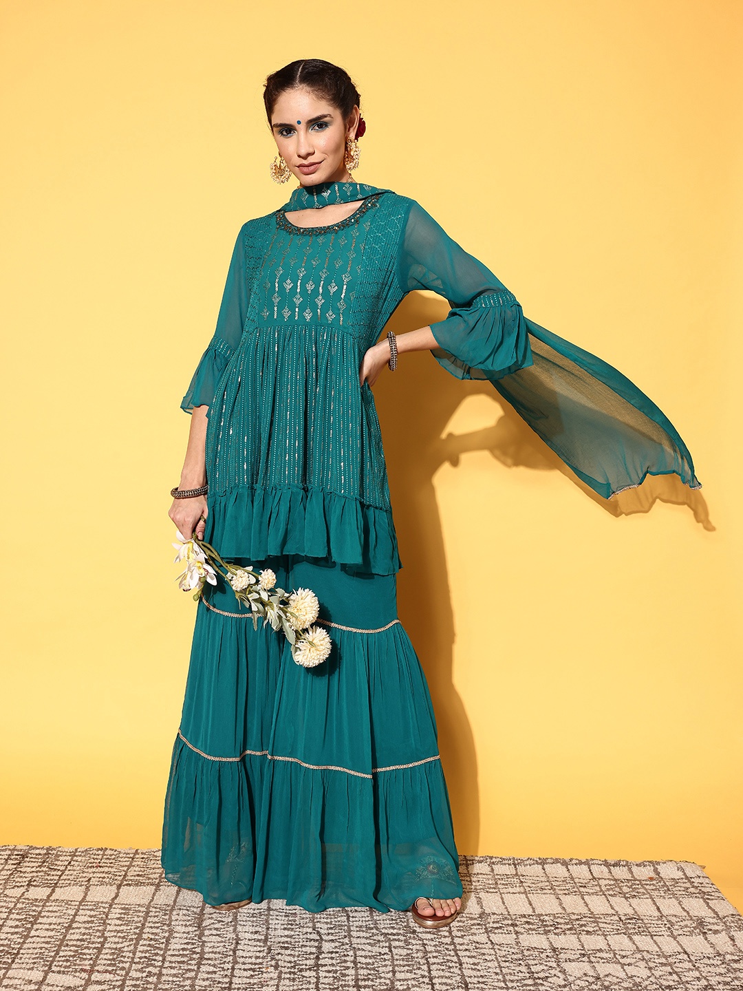 

ZOLA Women Ethnic Motifs Poly Georgette Nuovo Sleeves Kurta Set, Teal