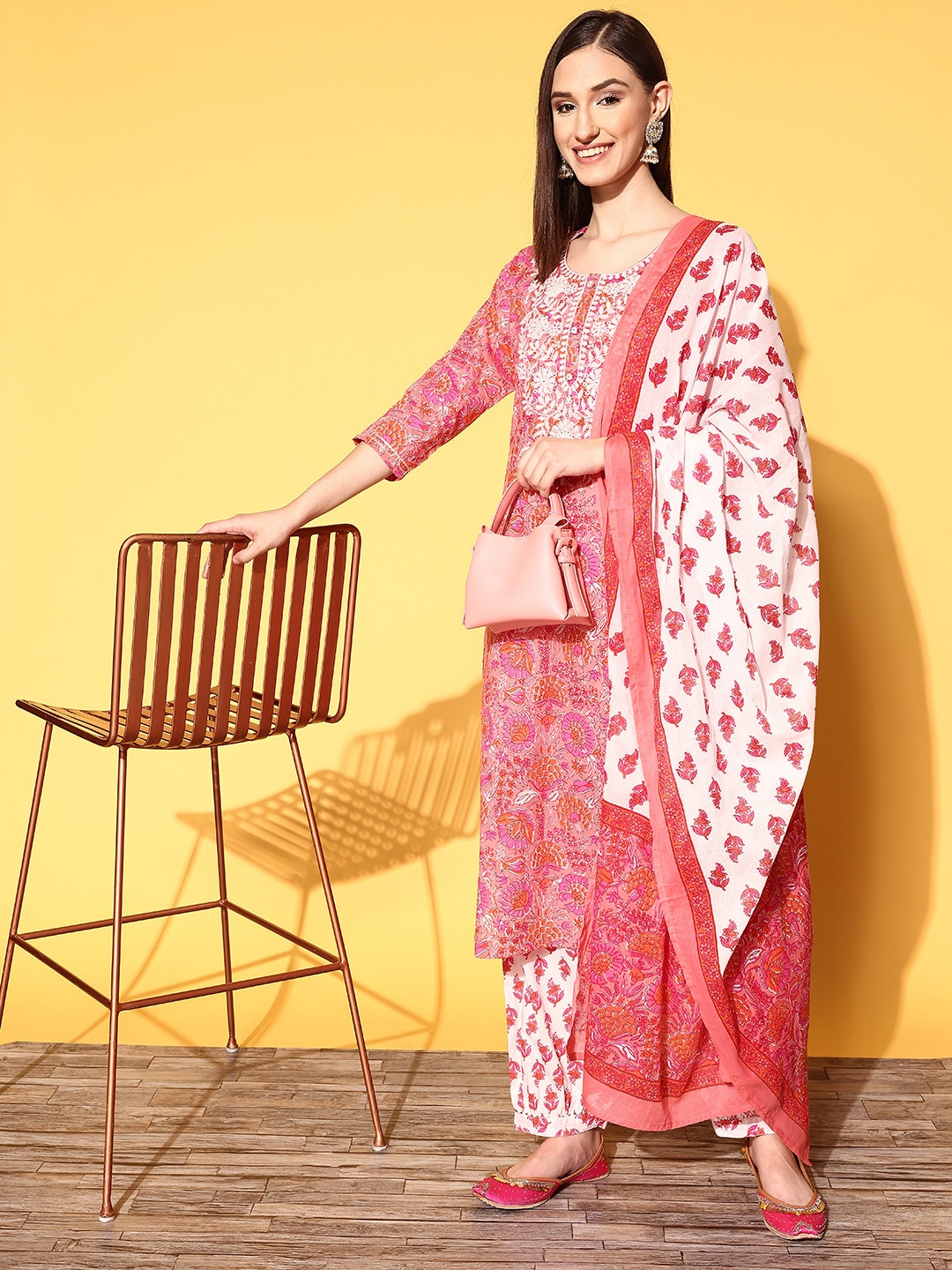 

ZOLA Women Floral Pure Cotton Desi Girl Kurta Set, Pink