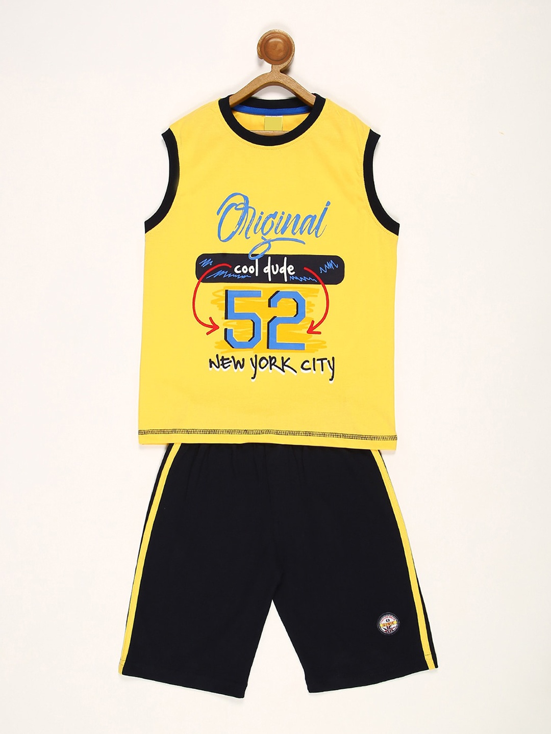 

V2 Value & Variety Boys Yellow & Blue Printed T-shirt with Shorts