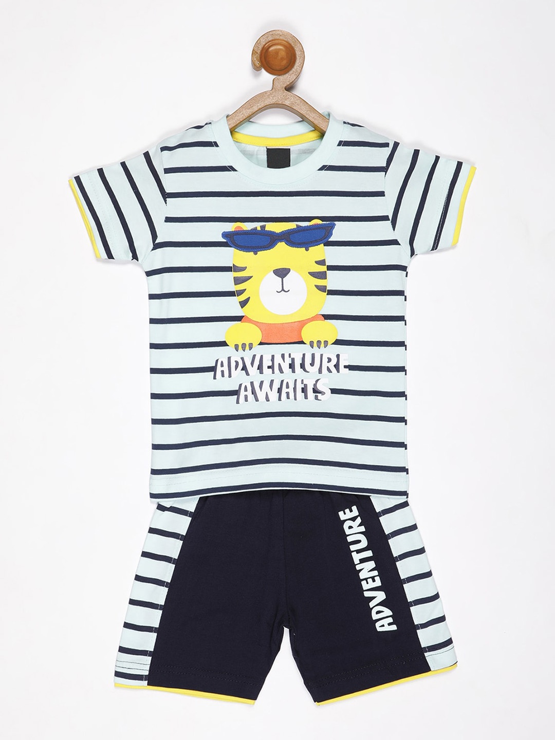

V2 Value & Variety Boys Sea Green & Black Printed Pure Cotton T-shirt with Shorts