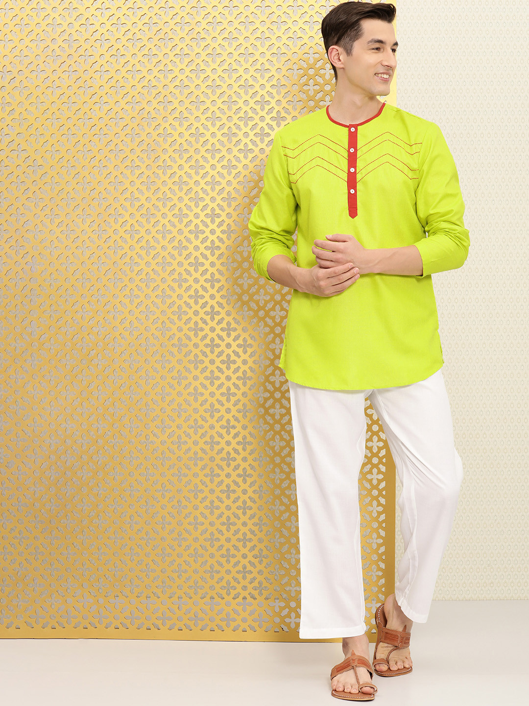 

Ode by House of Pataudi Men Fluorescent Green & White Rozana Kurta with Trousers