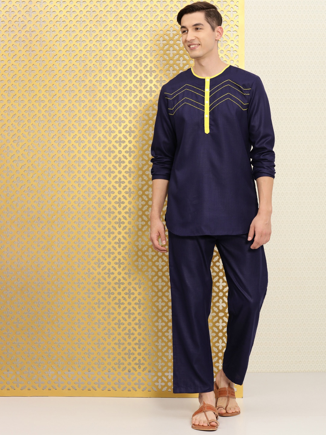 

Ode by House of Pataudi Men Navy Blue Kurta with Trousers