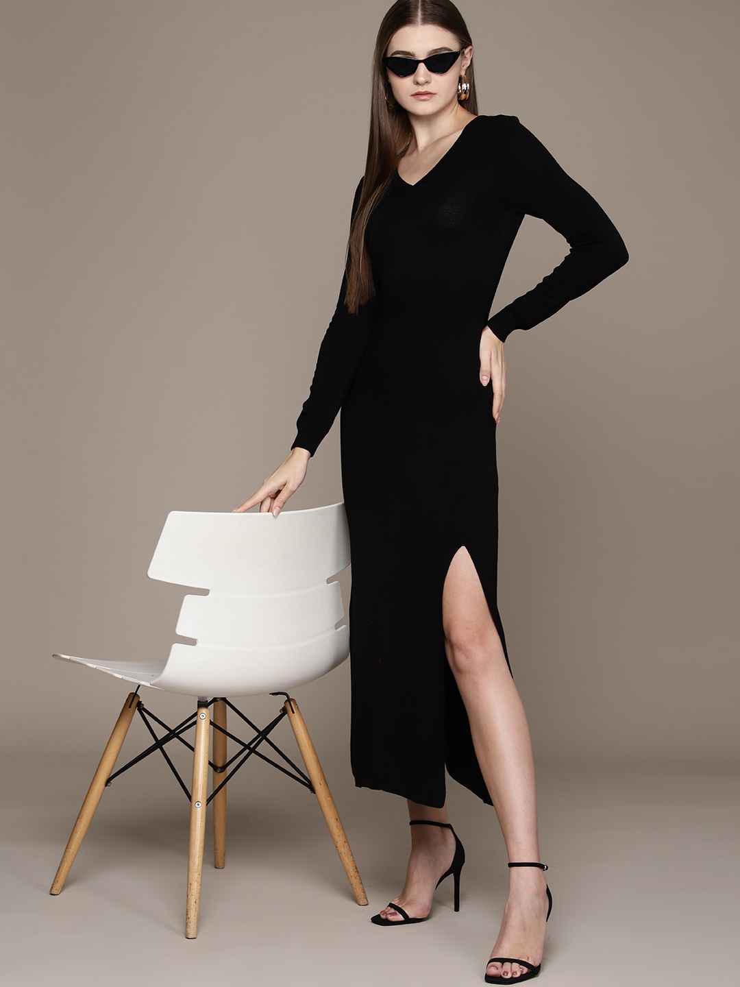 

bebe All Day Solid Hem Slit Midi Jumper Dress, Black