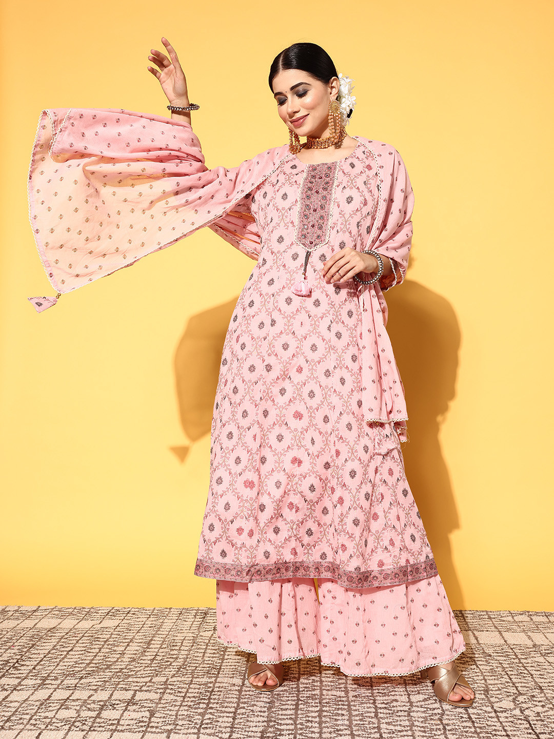 

ZOLA Women Ethnic Motifs Pure Cotton Veere Di Wedding Kurta Set, Pink