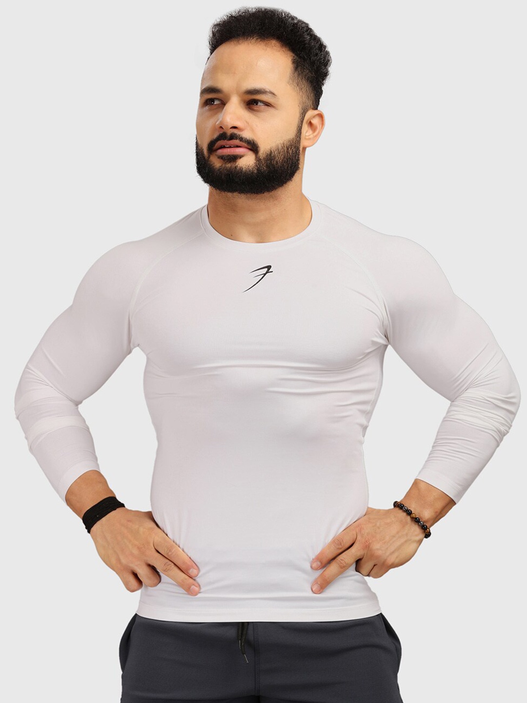 

FUAARK Men White Henley Neck Compression T-shirt