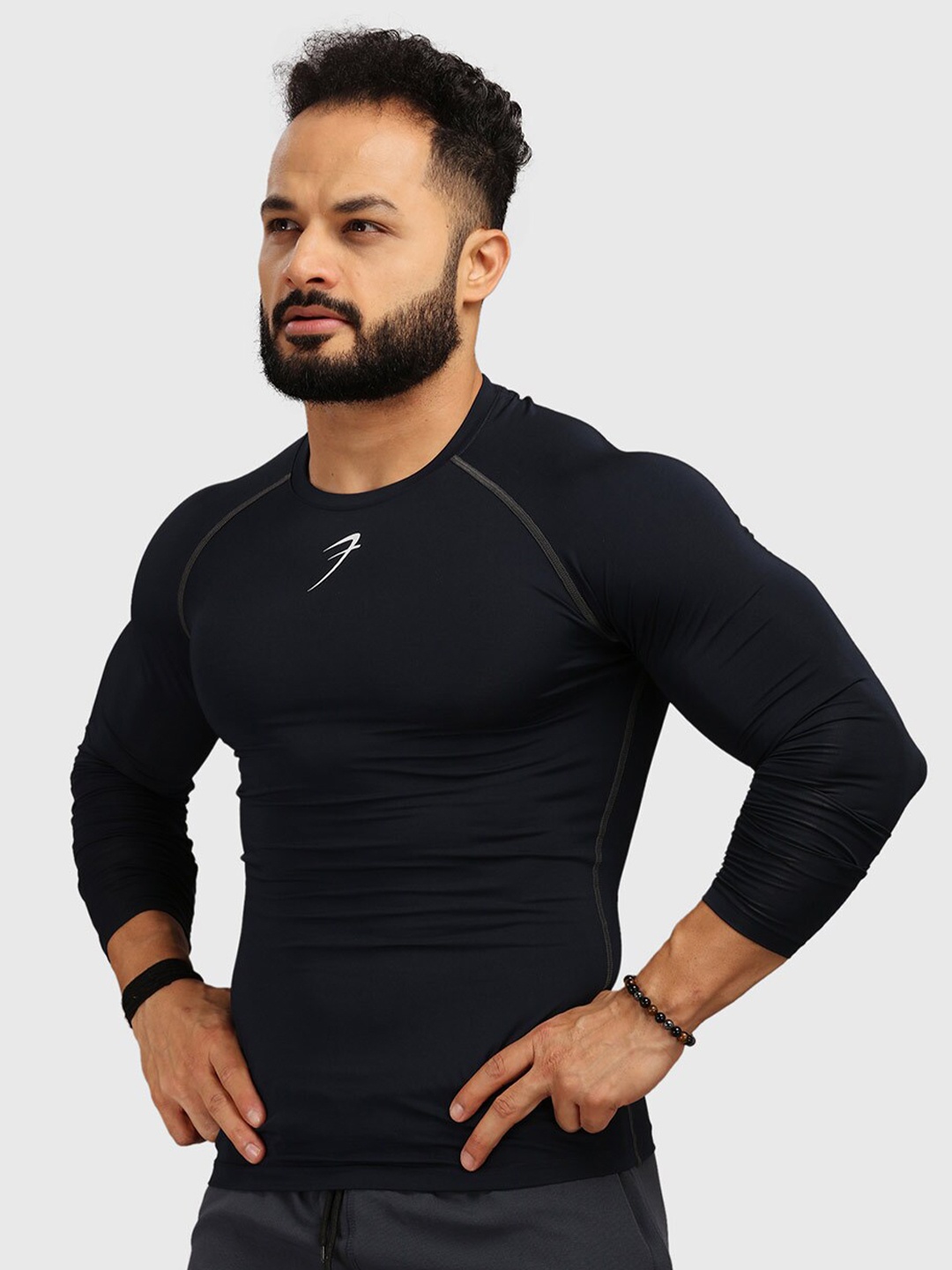 

FUAARK Men Navy Blue V-Neck Compression T-shirt