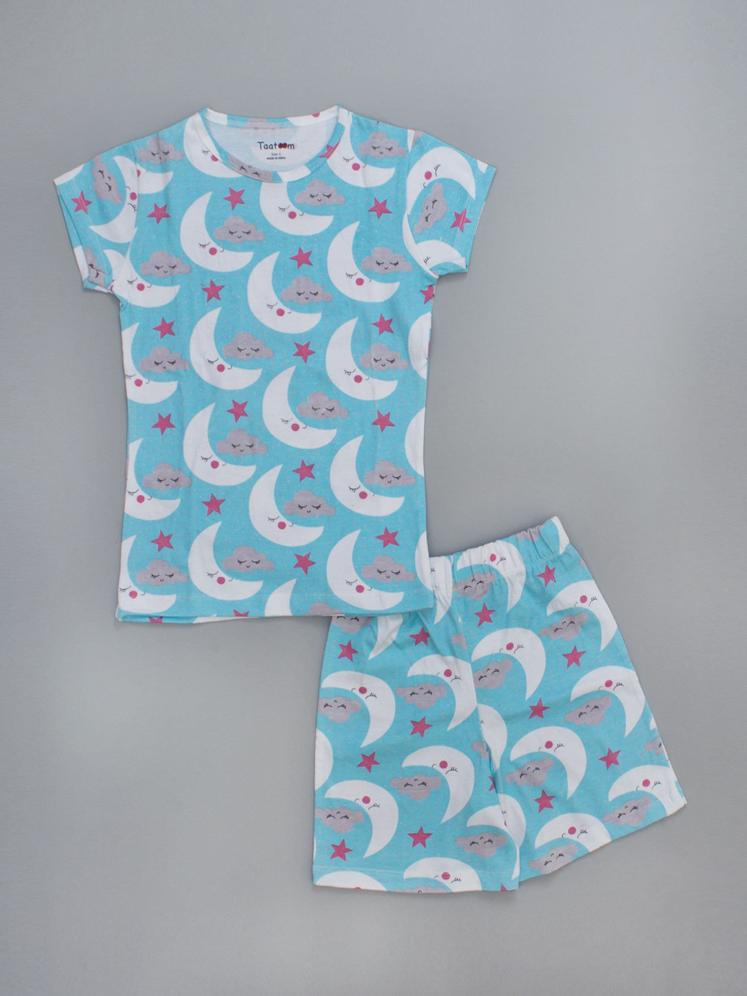 

Taatoom Girls Blue & White Printed Night suit