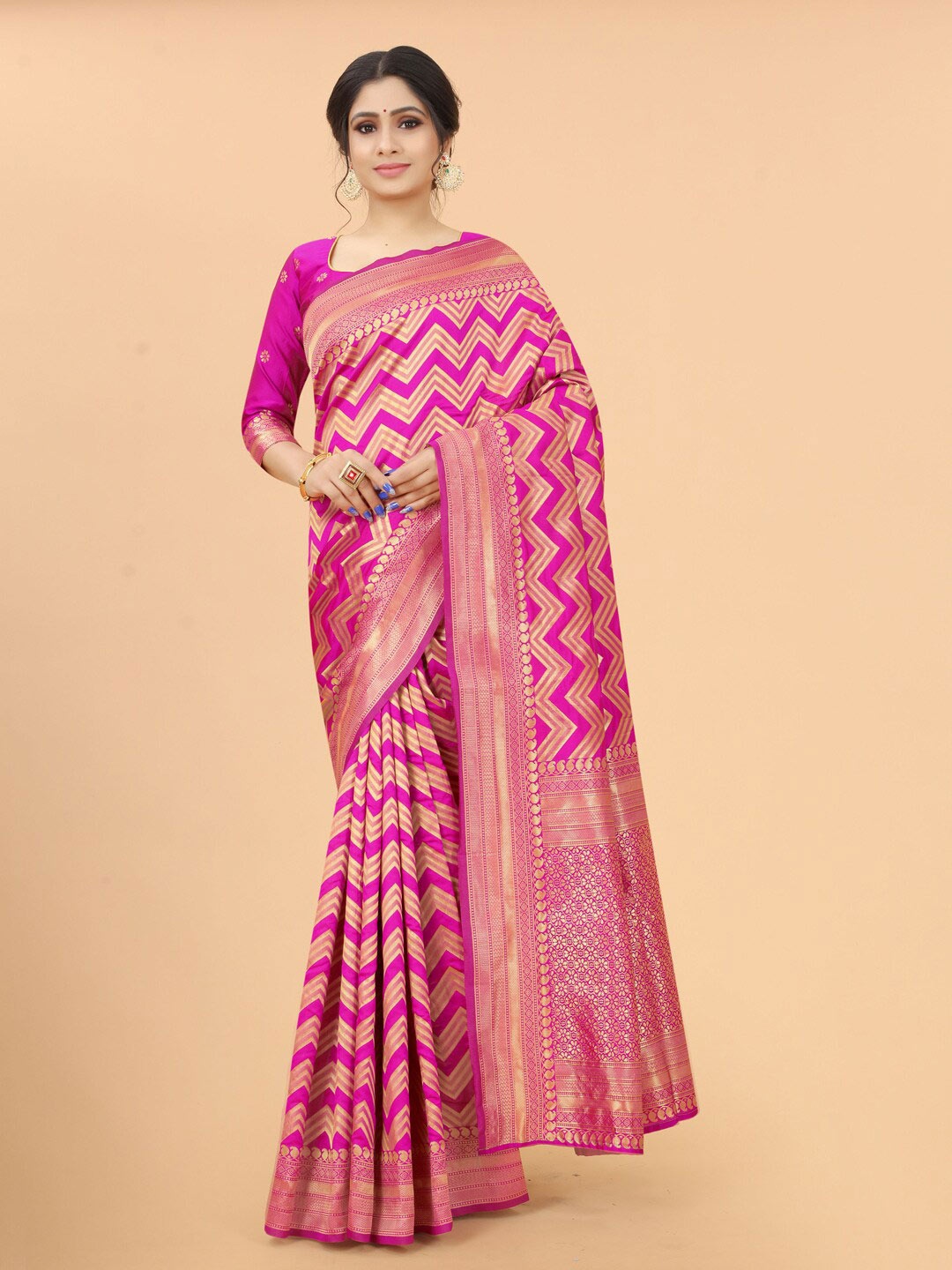 

INDI AVTAAR Pink & Gold-Toned Woven Design Zari Silk Cotton Fusion Banarasi Saree