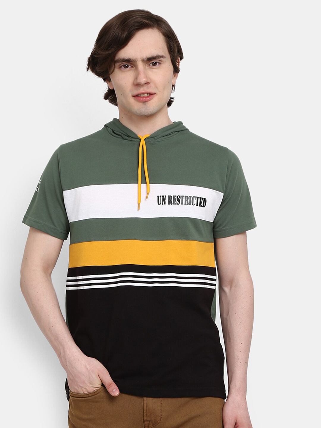 

V-Mart Men Green Striped Mandarin Collar Applique Slim Fit T-shirt