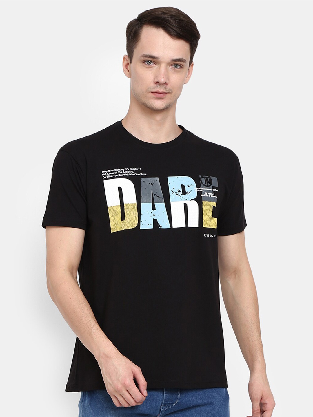 

V-Mart Men Black Printed Applique T-shirt