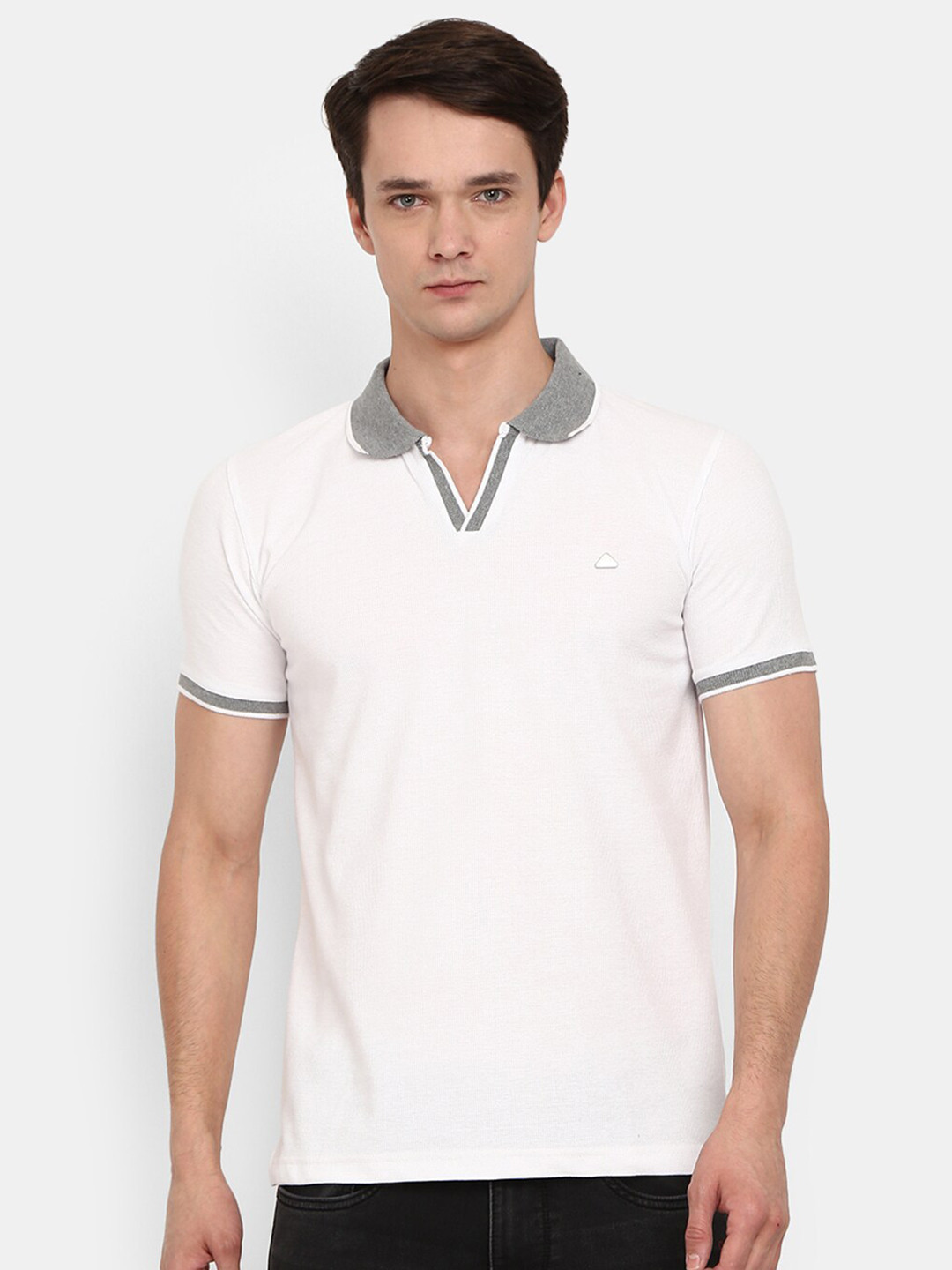 

V-Mart Men White Polo Collar Slim Fit T-shirt