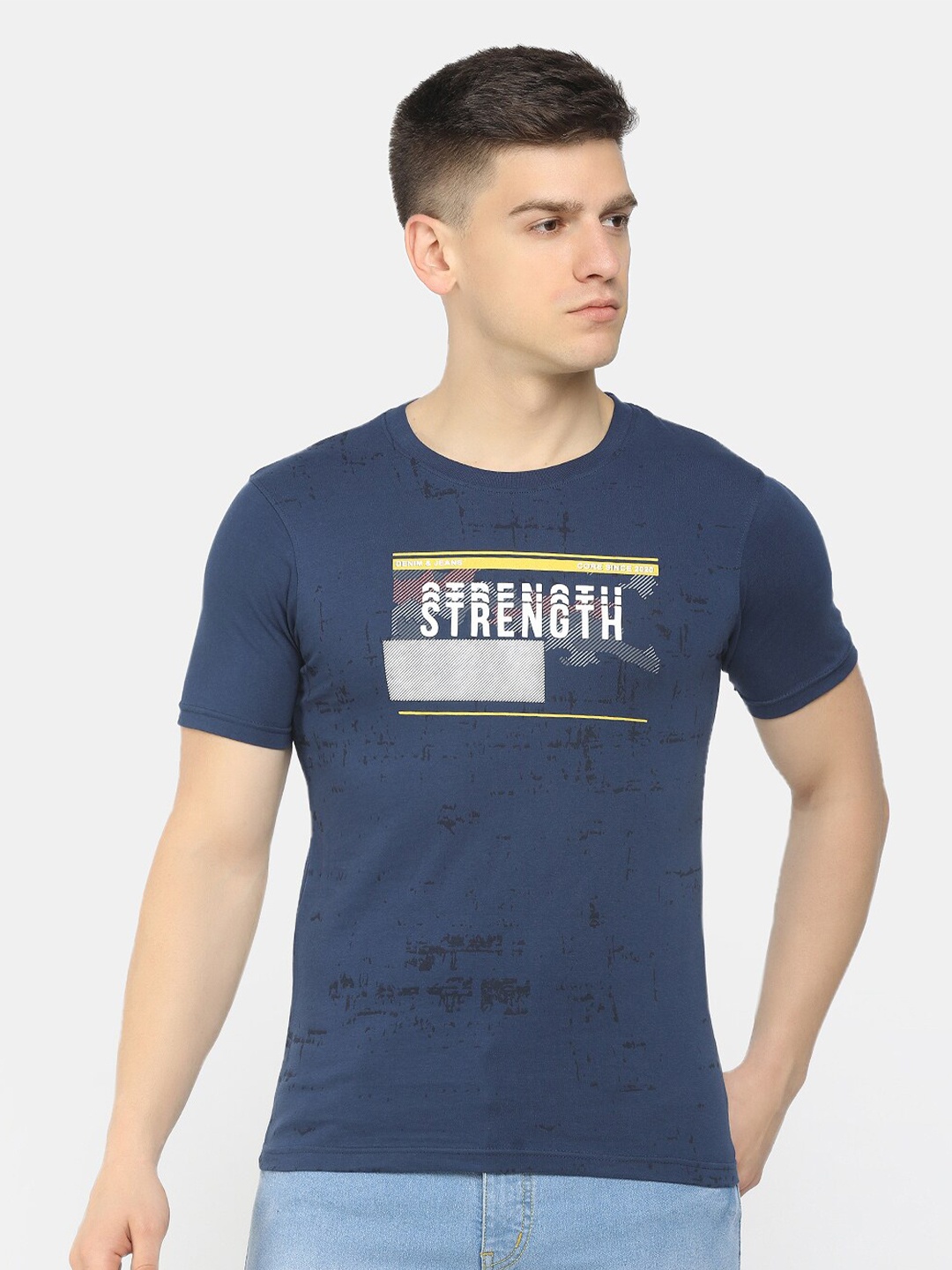 

V-Mart Men Navy Blue Typography Printed Slim Fit T-shirt
