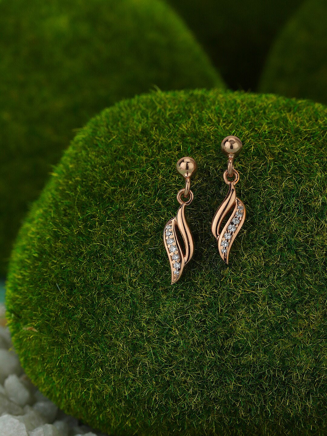 

VANBELLE Rose Gold Leaf Shaped Drop Earrings