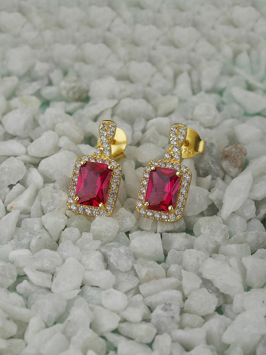 

VANBELLE Gold-Toned Geometric Studs Earrings