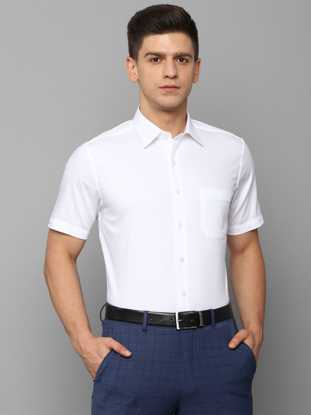 

Louis Philippe Men White Slim Fit Formal Shirt