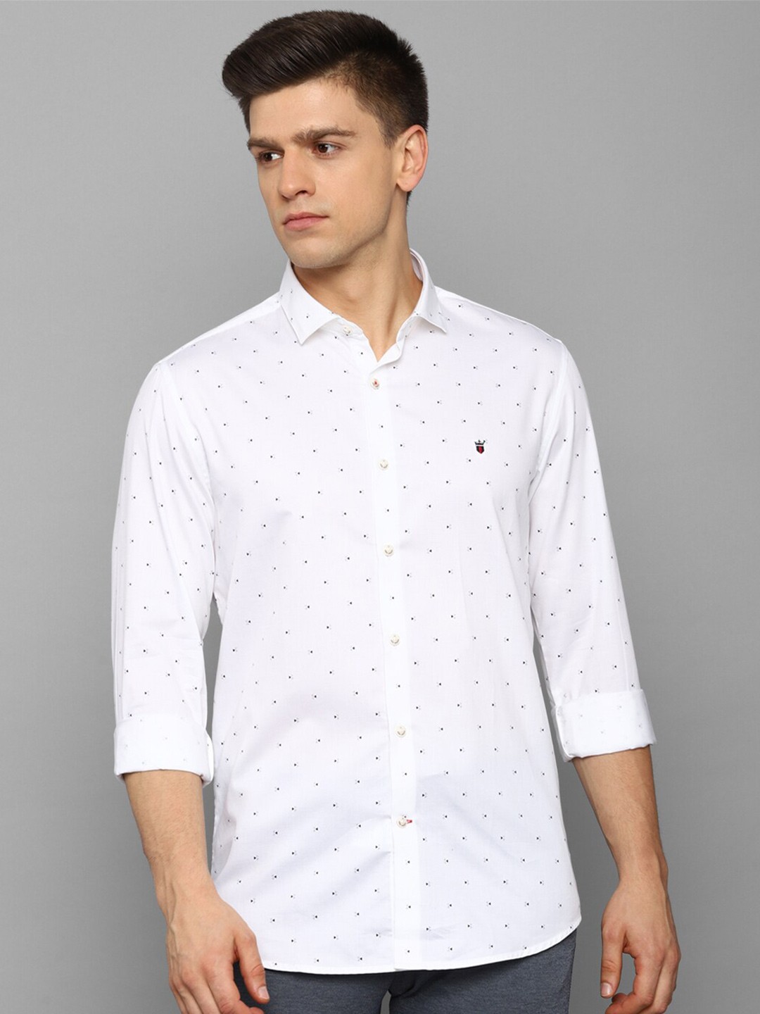 

Louis Philippe Sport Men White Slim Fit Printed Casual Shirt