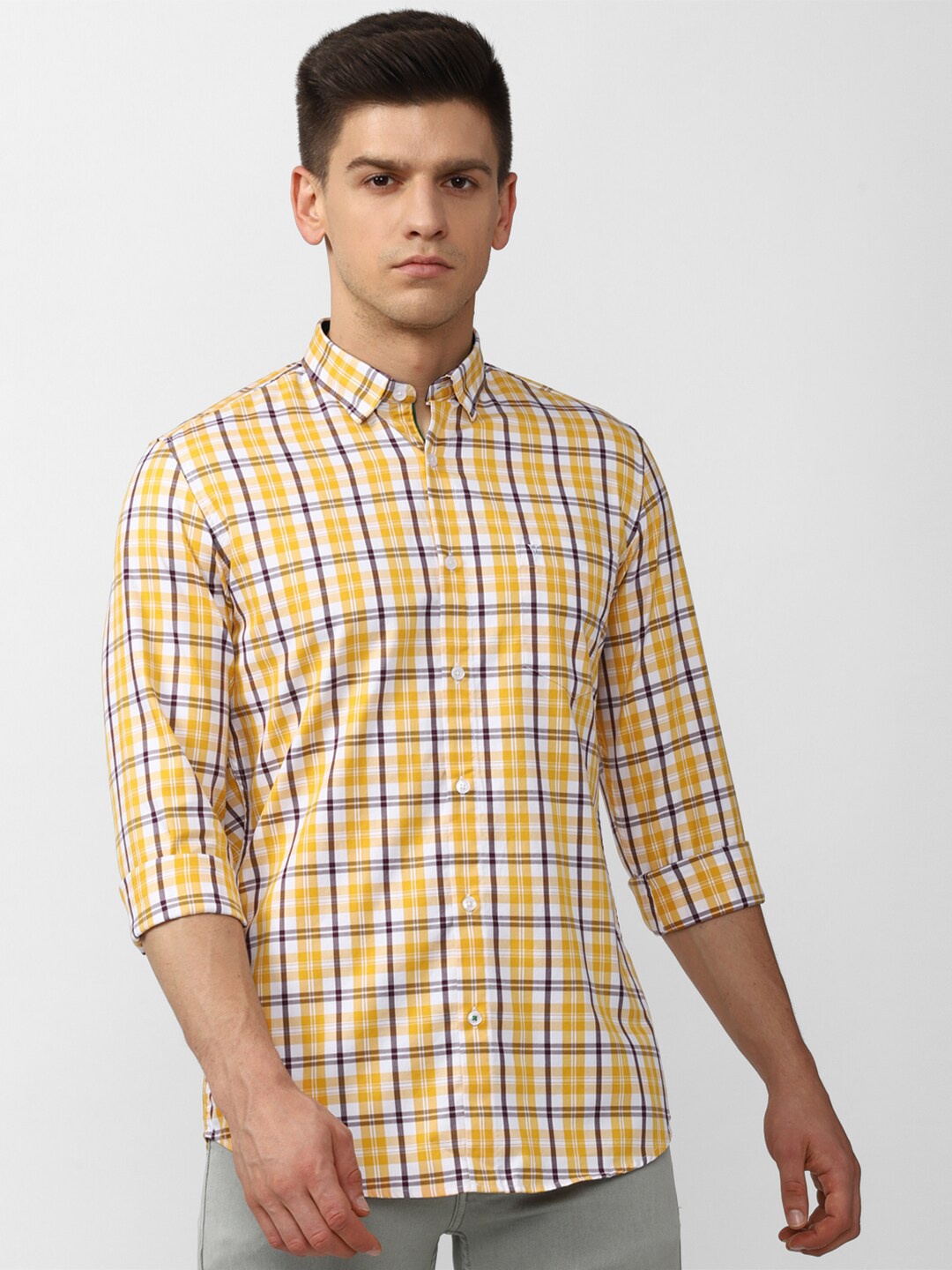 

Van Heusen Sport Men Yellow Slim Fit Checked Casual Shirt