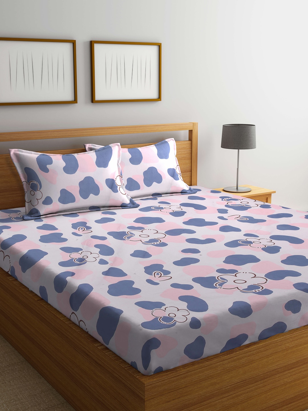 

Arrabi Unisex Pink Bedsheets