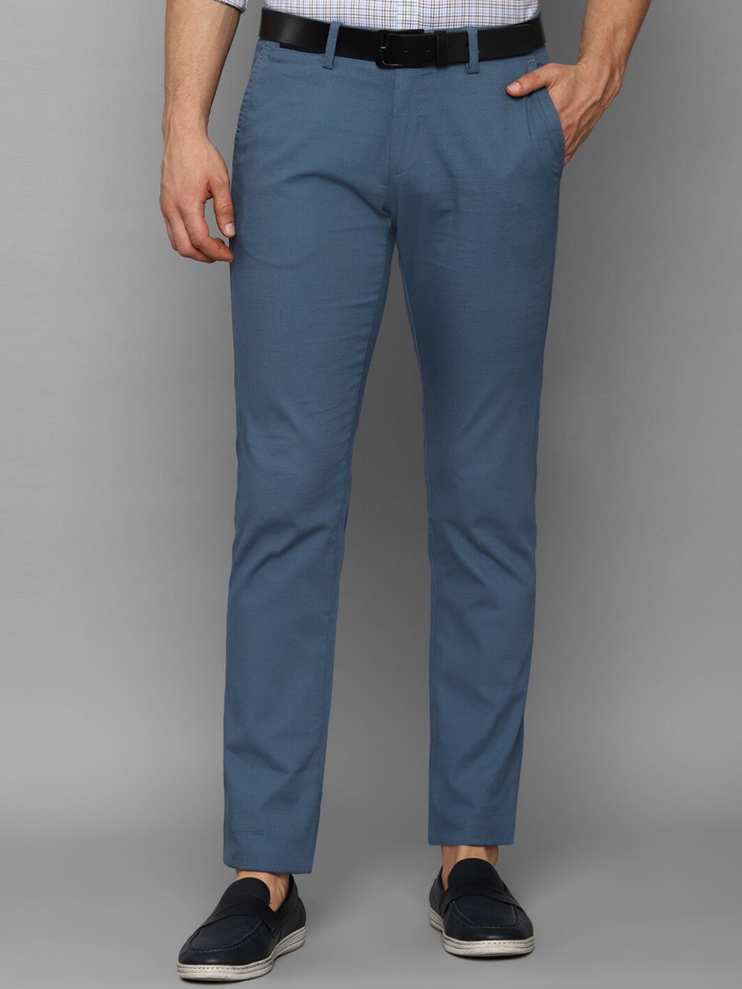 

Allen Solly Men Blue Textured Slim Fit Trousers