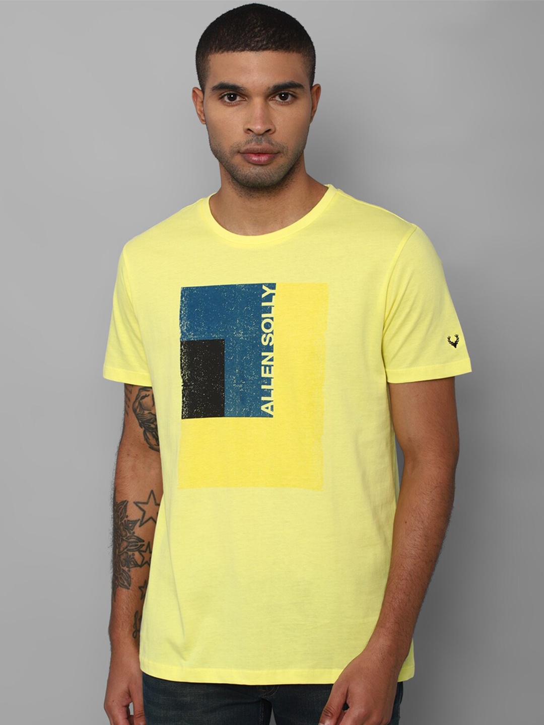 

Allen Solly Men Yellow Typography Printed Applique T-shirt