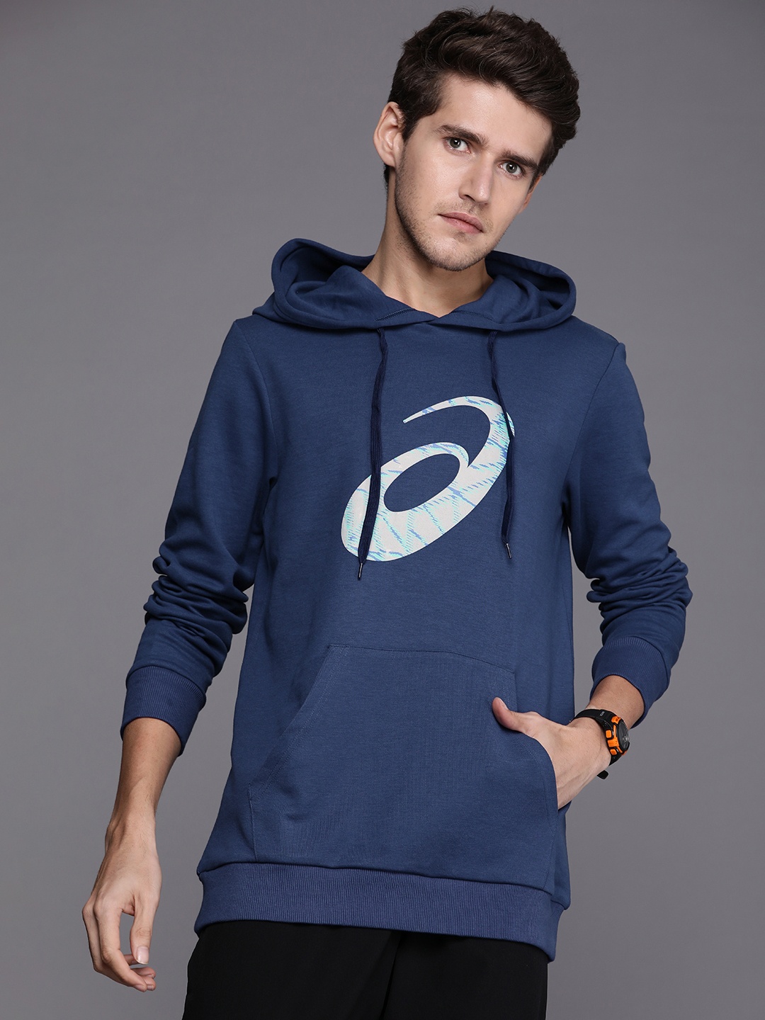 

ASICS Men Navy Blue Brand Logo Printed Hooded Sweatshirt