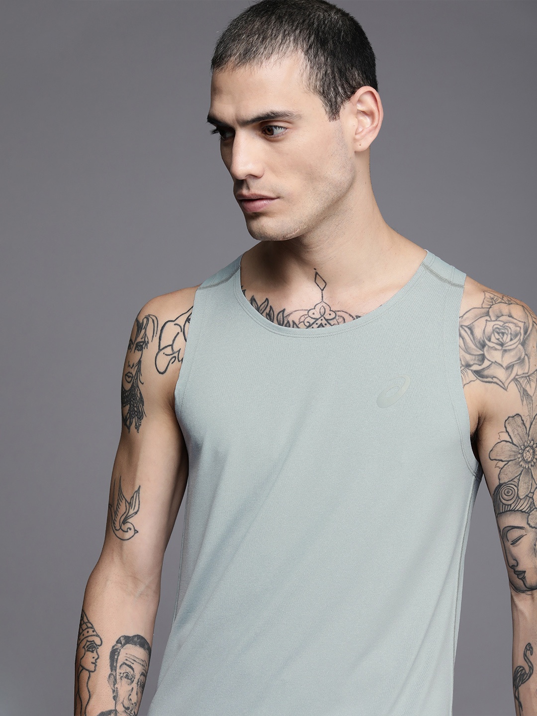 

ASICS Men Grey Brand Logo Printed Sleeveless T-shirt