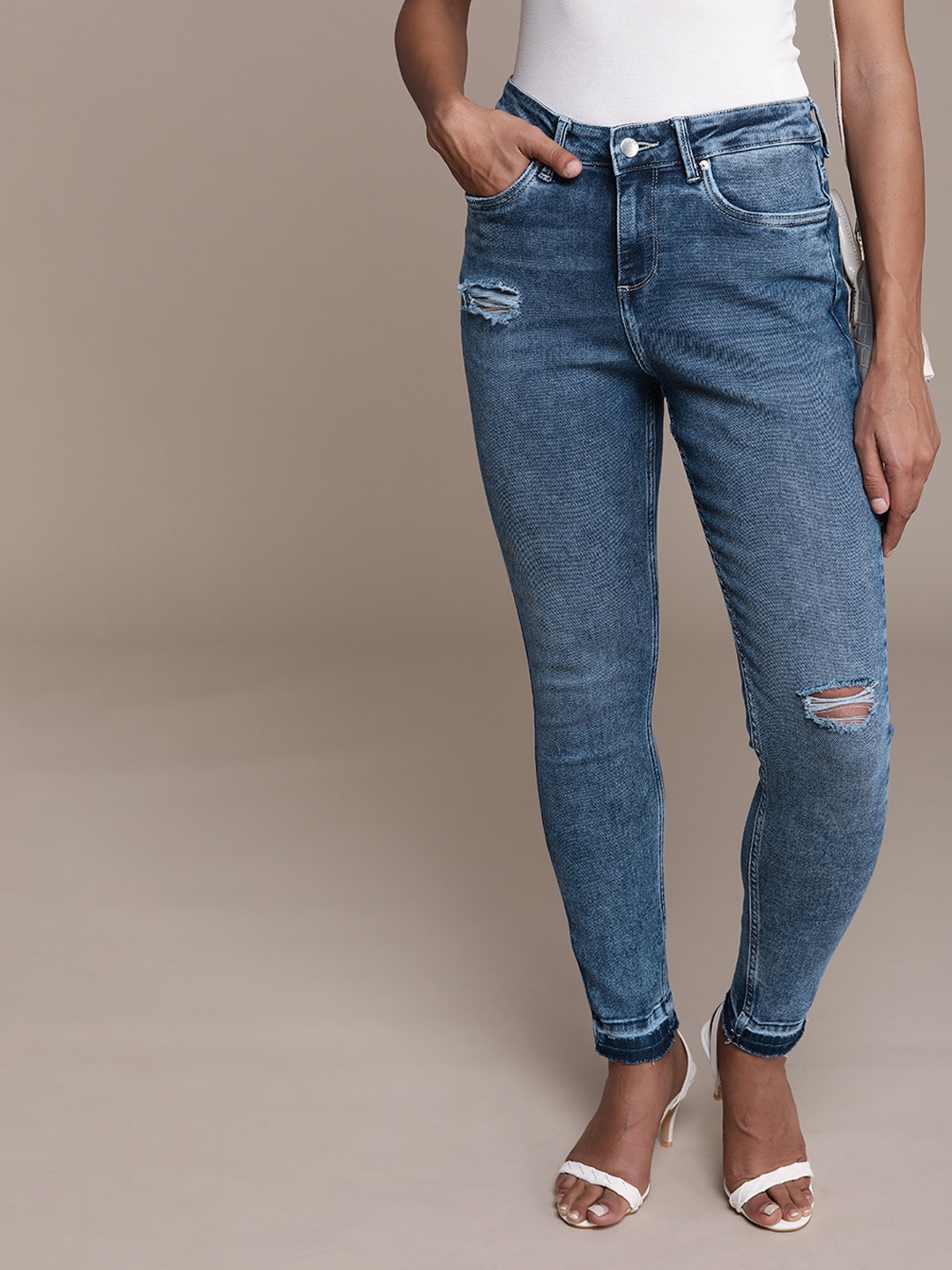 

bebe Women Blue Super Skinny Fit High-Rise Low Distress Stretchable Jeans