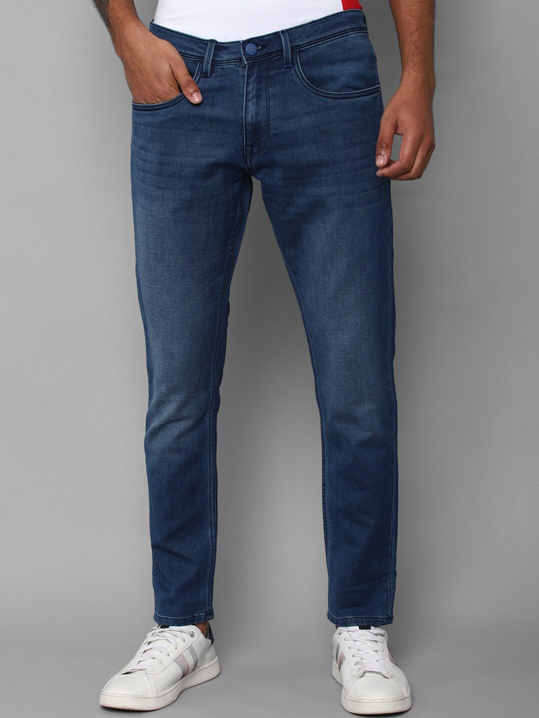

Allen Solly Men Navy Blue Slim Fit Light Fade Jeans