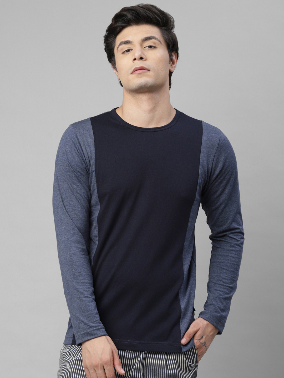

Rigo Men Blue Slim Fit T-shirt