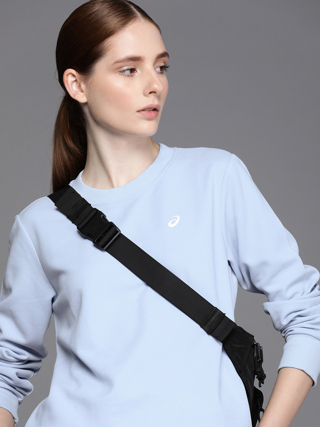 

ASICS Round Neck Long Sleeves Sweatshirt, Blue