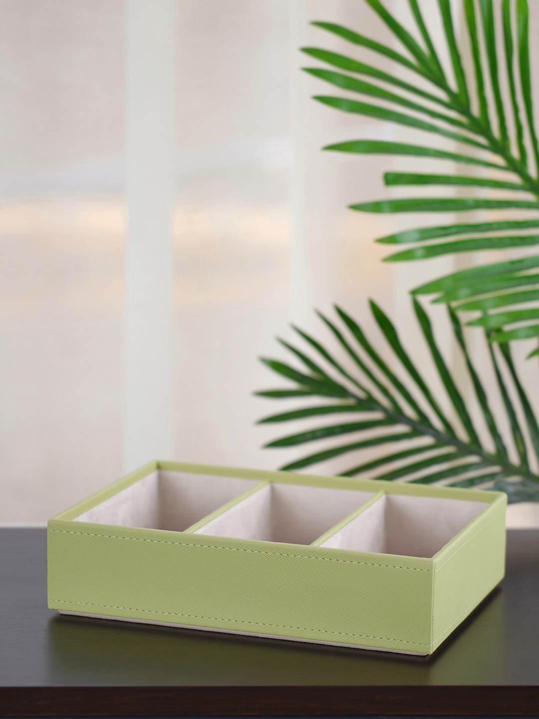 

Pure Home and Living Green 3 Compartment Tray