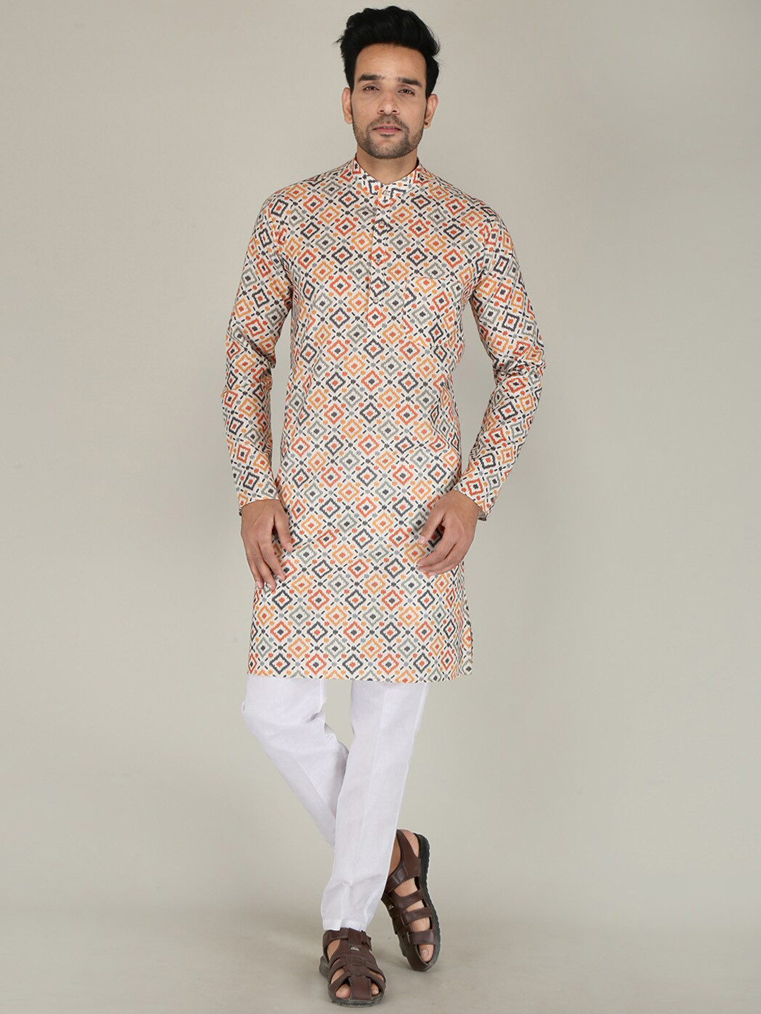 

FUBAR Men Grey Floral Angrakha Pure Cotton Kurti with Pyjamas