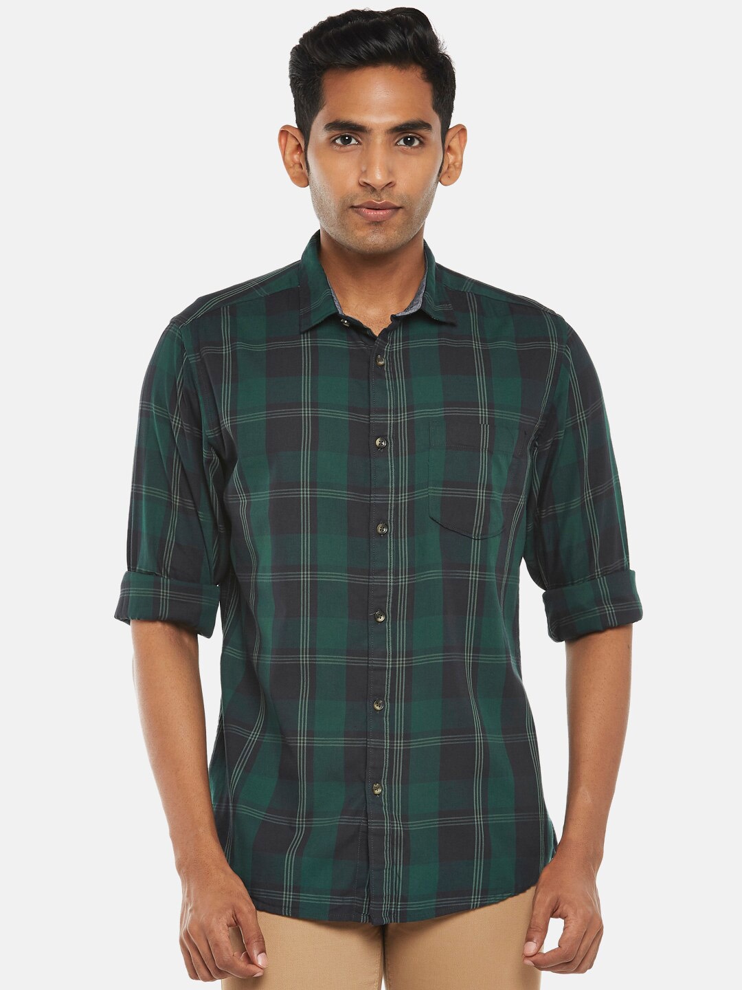 

BYFORD by Pantaloons Men Green Slim Fit Checked Casual Shirt