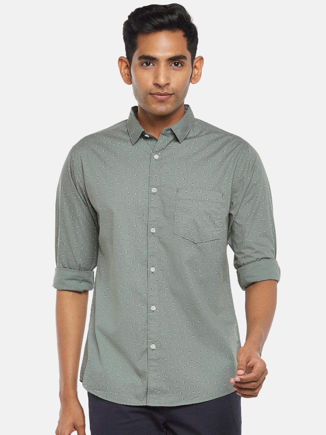 

BYFORD by Pantaloons Men Green Slim Fit Printed Casual Shirt