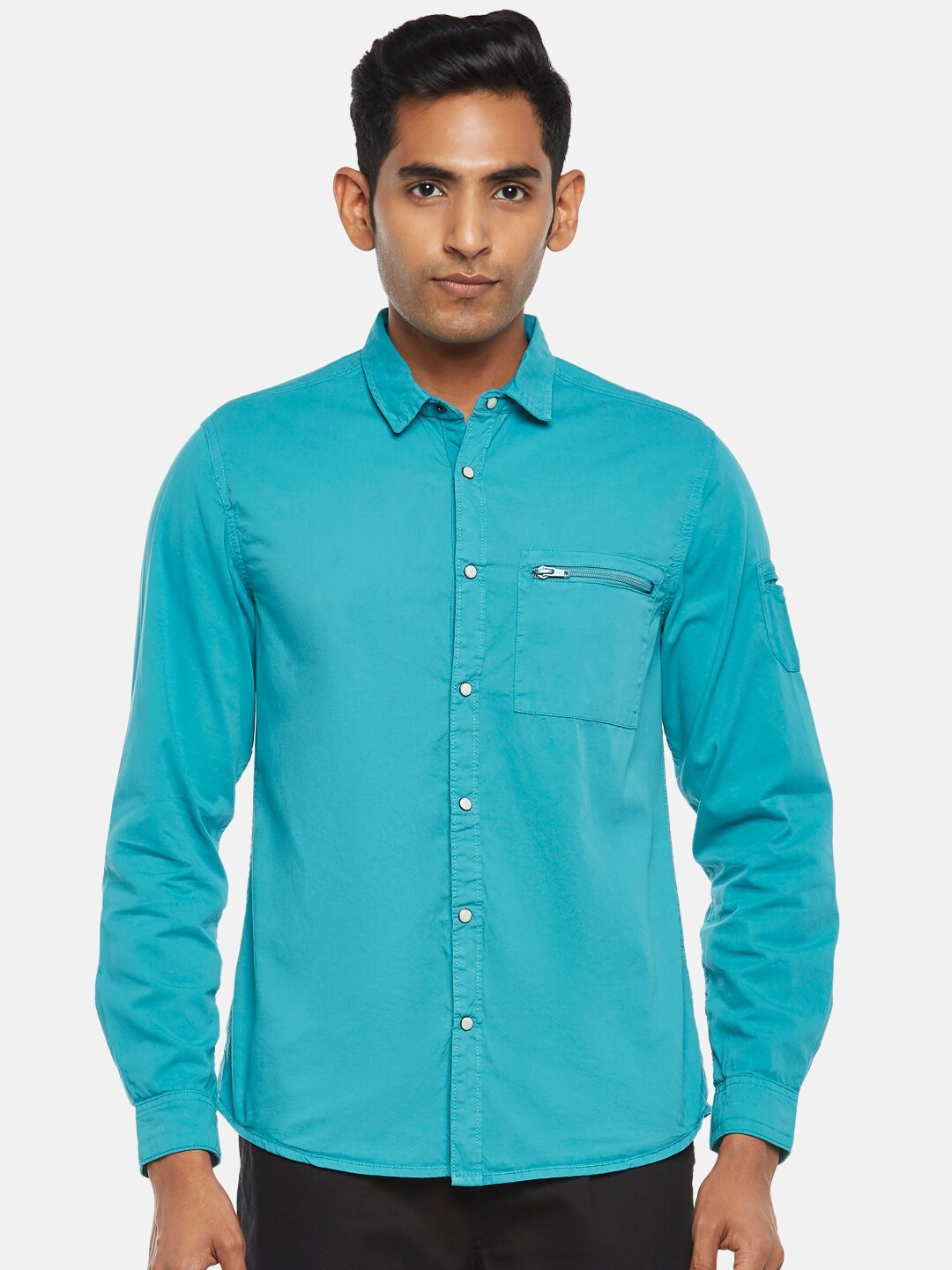 

Urban Ranger by pantaloons Men Green Slim Fit Casual Shirt