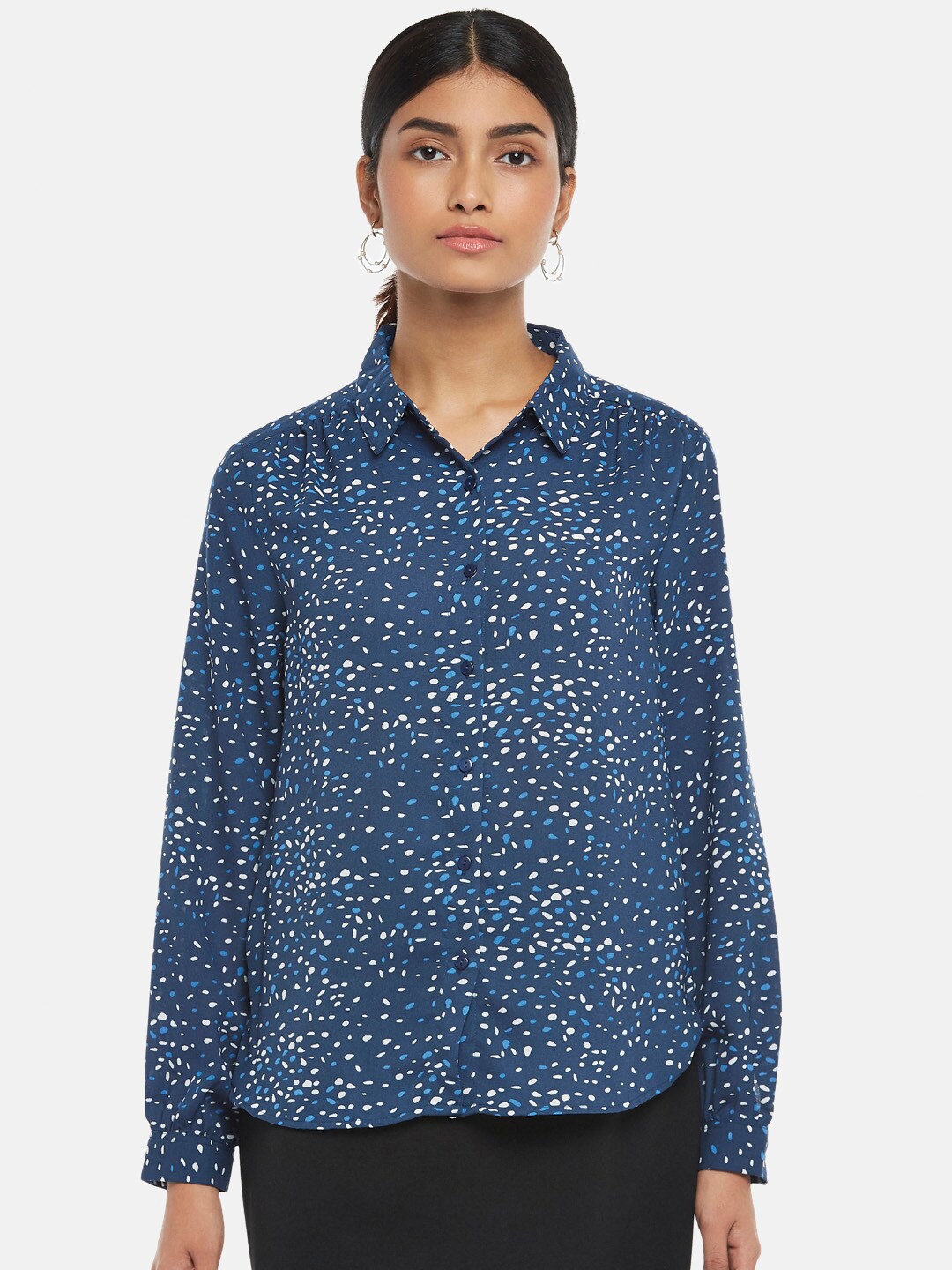 

Annabelle by Pantaloons Blue Floral Print Shirt Style Top