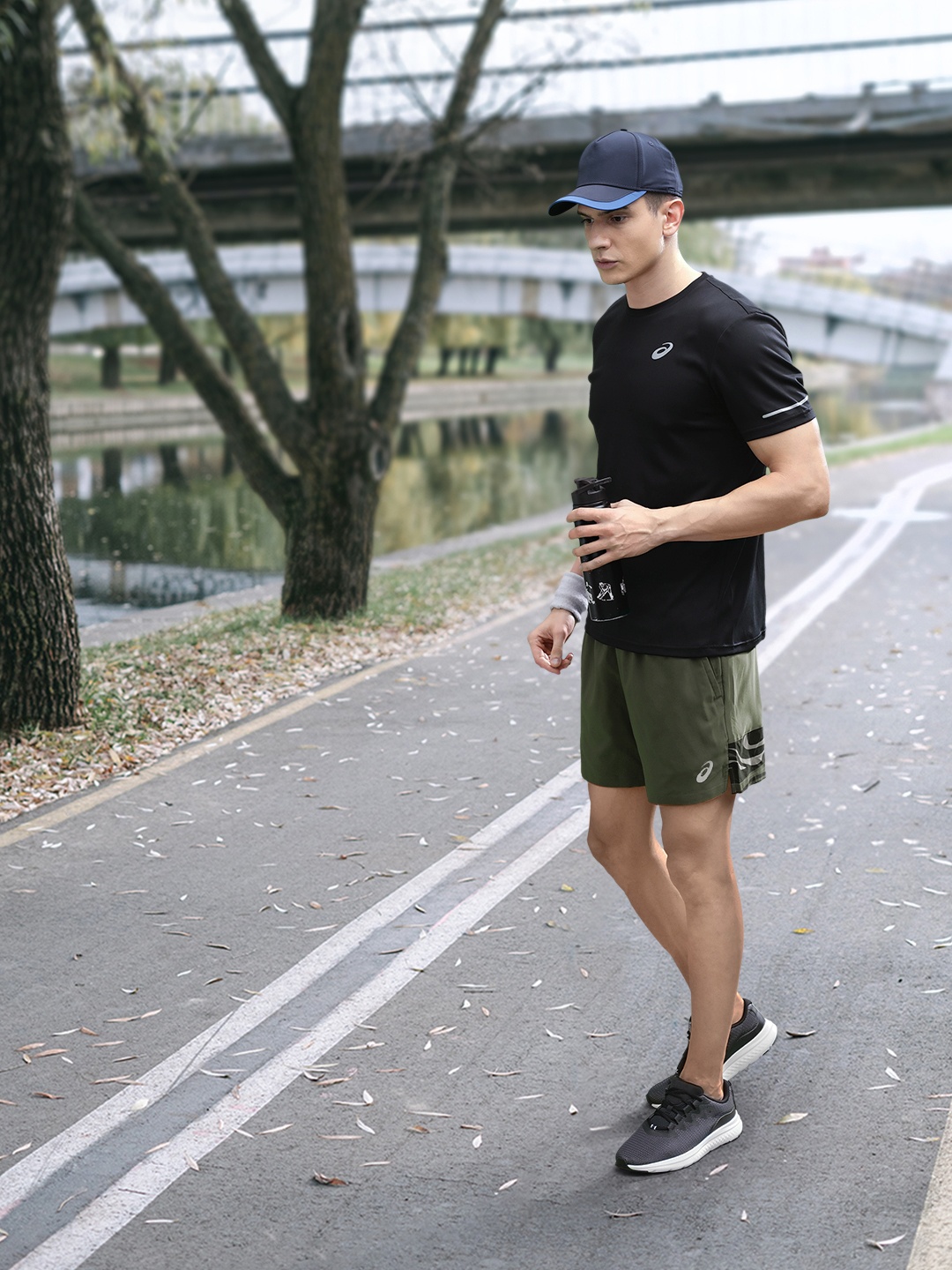 

ASICS Men Abstract Printed Running Sports Shorts, Olive