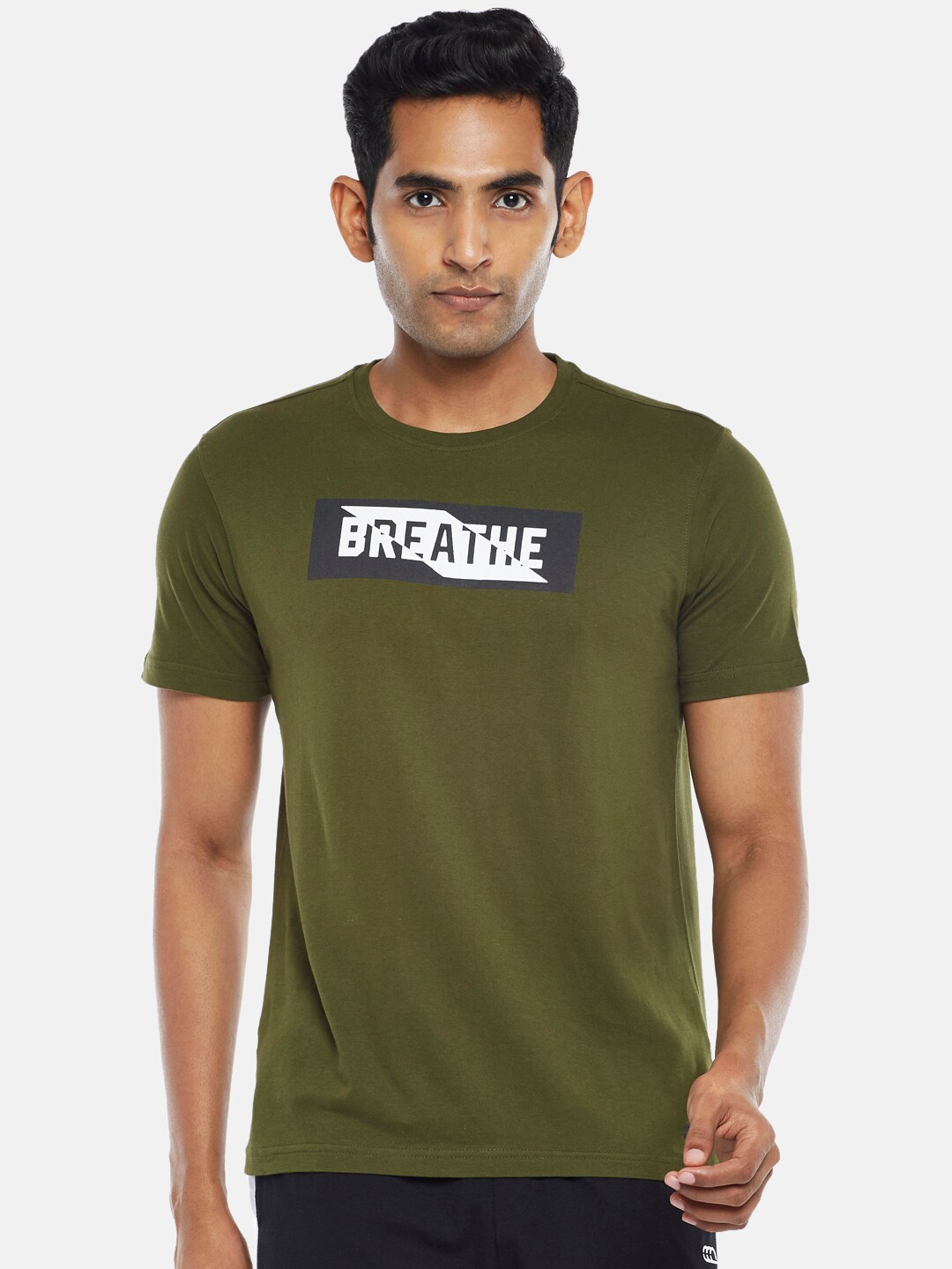 

Ajile by Pantaloons Men Olive Green Typography Printed Applique Slim Fit T-shirt