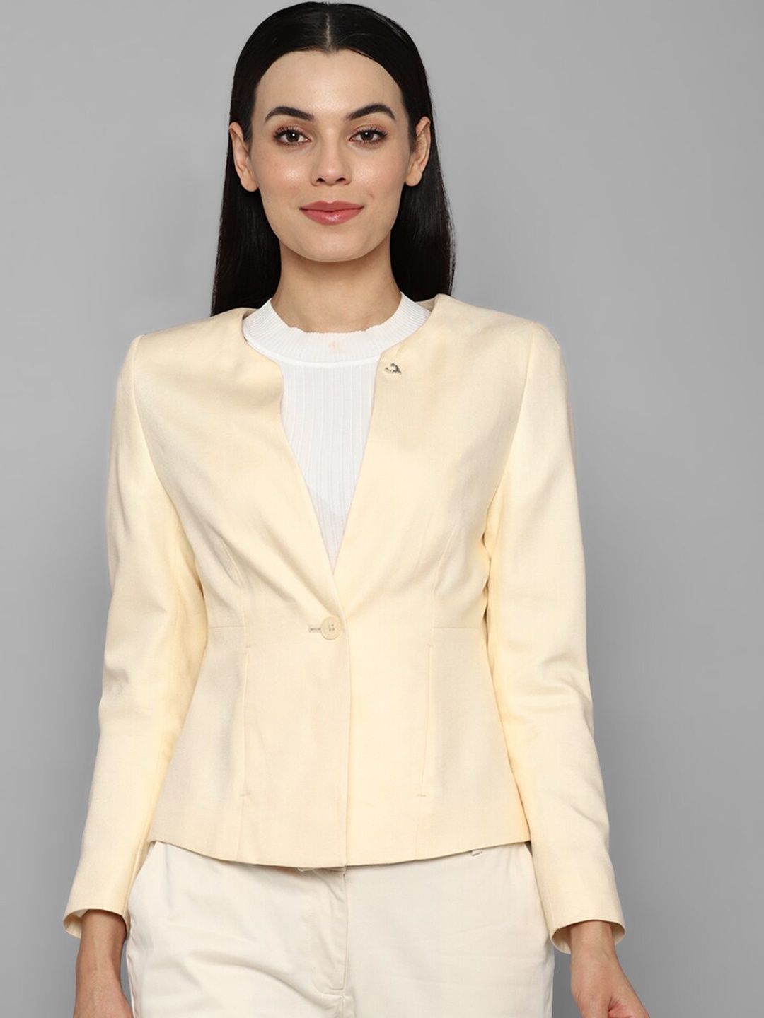 

Allen Solly Woman Beige Solid Long Sleeves Single-Breasted Blazer